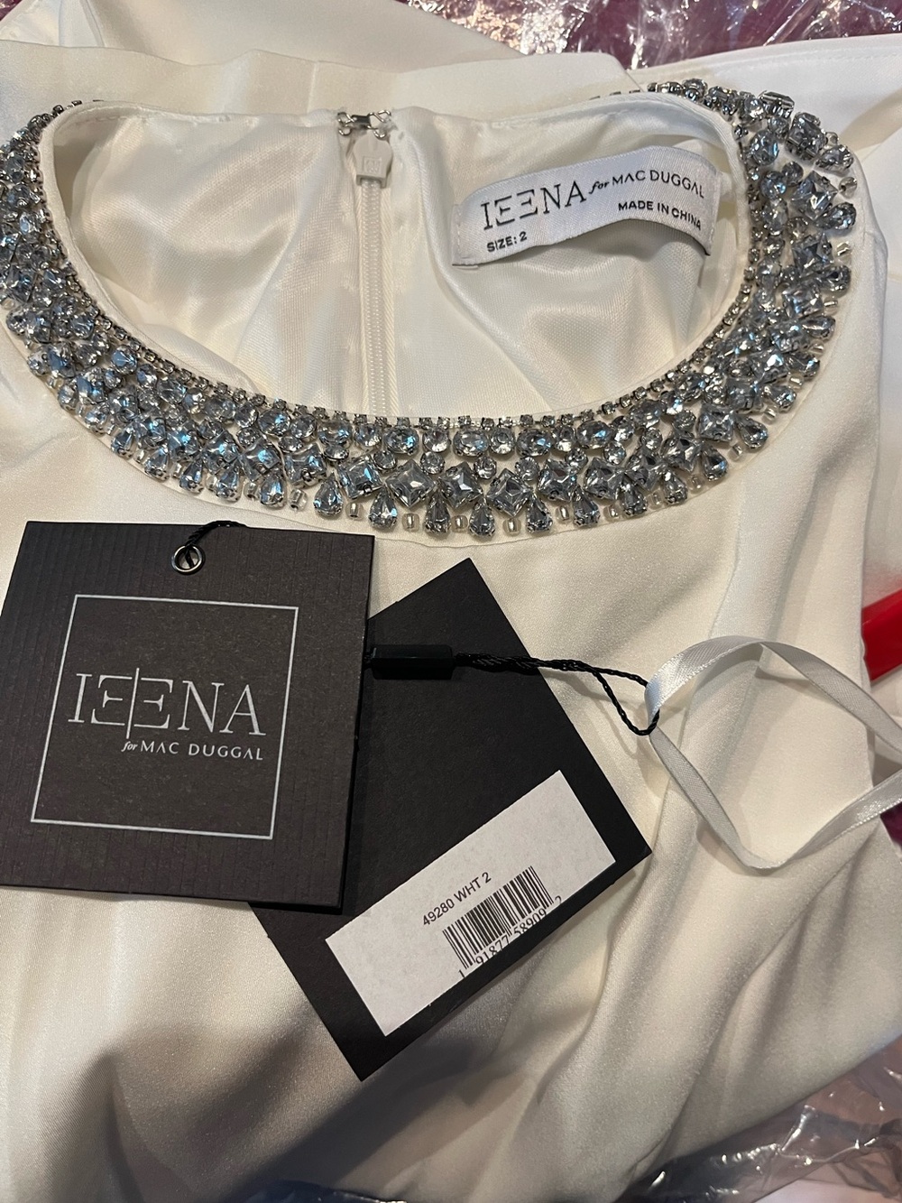 NWT leena for Mac Duggal
Crystal Jewel Neckline Sheath Mini Dress Size 2